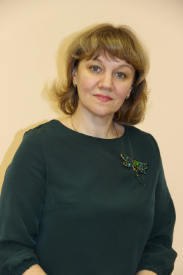 Заместитель заведующего учреждением по административно-хозяйственной работе Шапошникова Наталья Викторовна